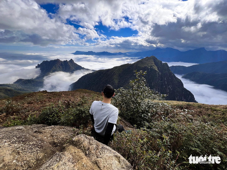 Ấn tượng tuyệt đẹp khi chinh phục 'đại dương mây' trên đỉnh Ky Quan San- Ảnh 15.