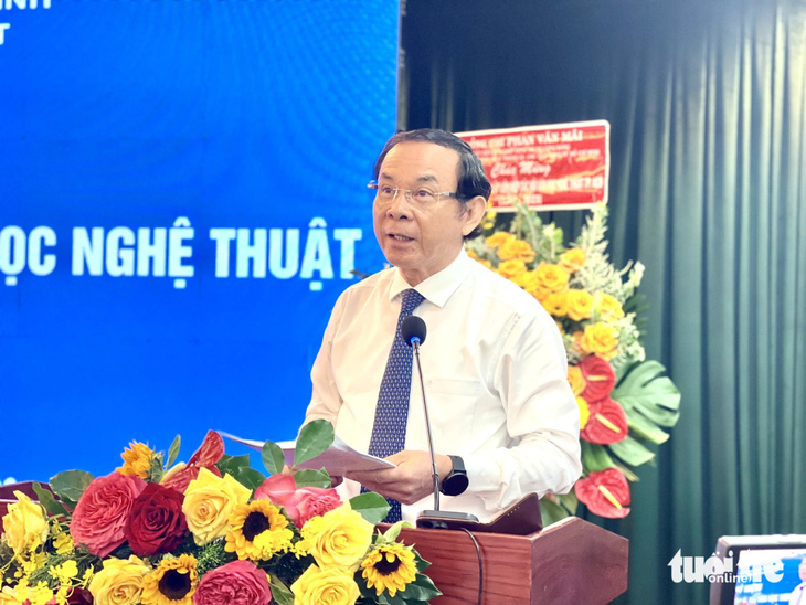 Bí thư Thành ủy TP.HCM Nguyễn Văn Nên phát biểu tại lễ kỷ niệm - Ảnh: THÁI THÁI
