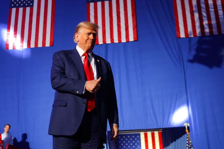 Ông Trump trong buổi vận động tranh cử ở thành phố Durham, bang New Hampshire (Mỹ), ngày 16-12 - Ảnh: REUTERS