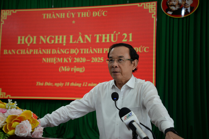 Bí thư Nguyễn Văn Nên phát biểu tại Hội nghị Thành ủy TP Thủ Đức - Ảnh: TIẾN LONG