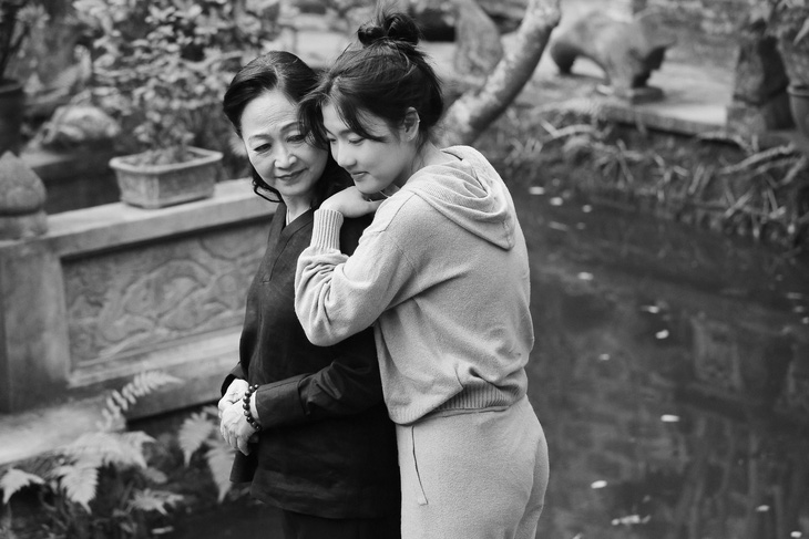 Diễn viên Như Quỳnh và diễn viên Judy Song (người Hàn Quốc) trong phim &quot;Bạch hồ điệp&quot; - Ảnh: ĐPCC