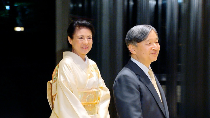 Nhà vua và Hoàng hậu Nhật Bản tại cuộc hội kiến các lãnh đạo ASEAN - Ảnh: TTXVN