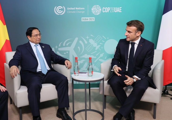 Thủ tướng Phạm Minh Chính gặp Tổng thống Pháp Emmanuel Macron - Ảnh: D.GIANG