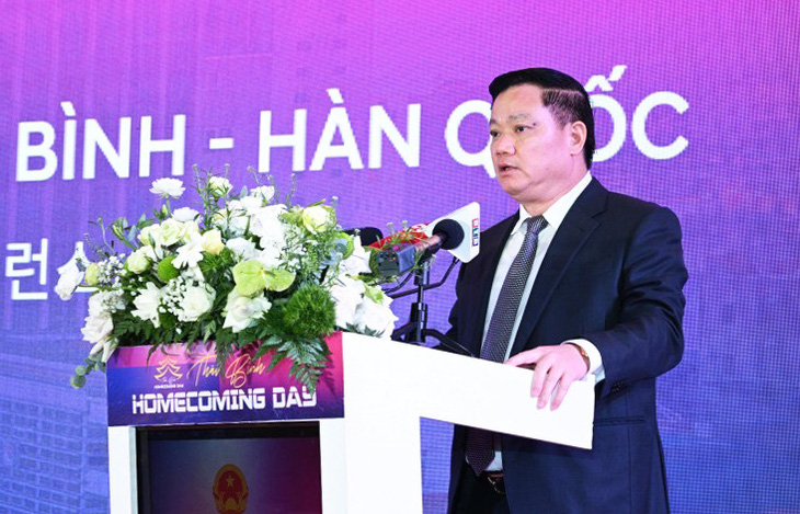 Ông Nguyễn Khắc Thận - chủ tịch UBND tỉnh Thái Bình - khẳng định tỉnh này luôn tạo điều kiện thuận lợi nhất cho các doanh nghiệp vào đầu tư - Ảnh: T.THẮNG