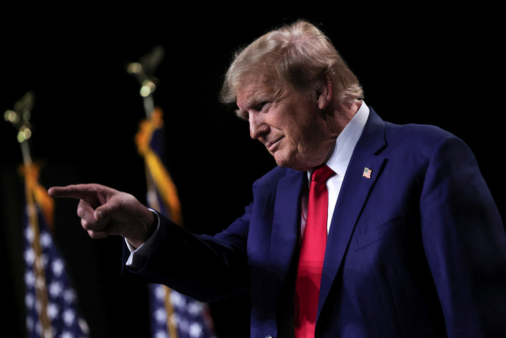 Ông Trump xuất hiện trong một cuộc mít tinh ở Reno, bang Nevada (Mỹ) ngày 17-12 - Ảnh: REUTERS