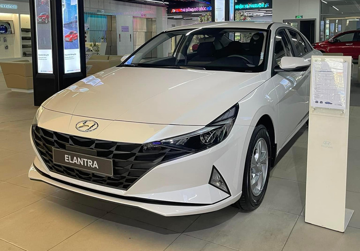 Hyundai Elantra sản xuất 2022 đang được các đại lý tìm cách xả nốt những chiếc cuối cùng còn tồn đọng - Ảnh: Đại lý Hyundai/Facebook