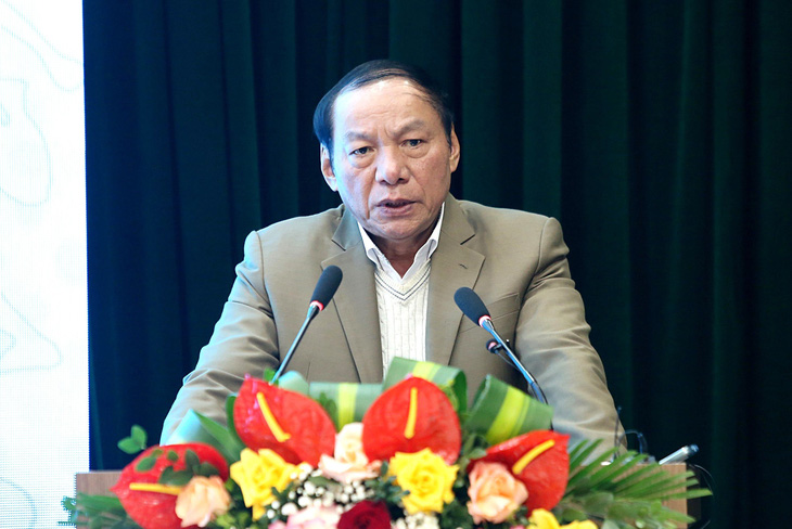 Ông Nguyễn Văn Hùng - bộ trưởng Bộ Văn hóa, Thể thao và Du lịch - phát biểu tại hội nghị - Ảnh: HOÀNG TÙNG