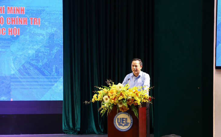 PGS.TS Trần Thọ Quang phát biểu tại hội thảo - Ảnh: L.T