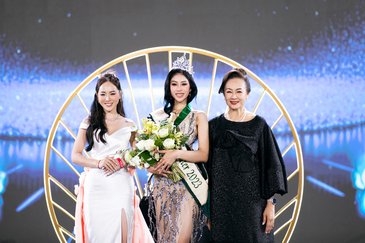 Miss Earth Water - Á hậu 2 thuộc về đại diện Việt Nam