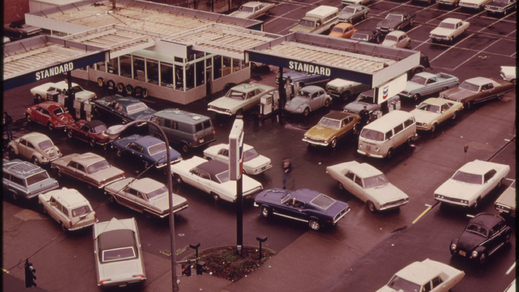 Cuộc khủng hoảng dầu hỏa 1973 khởi đầu cho trào lưu năng lượng tái tạo. Ảnh: Getty