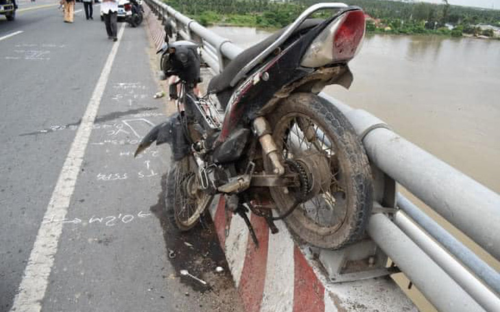 Tài xế ô tô tông chết người phụ nữ trên cầu Hàm Luông dương tính với ma túy