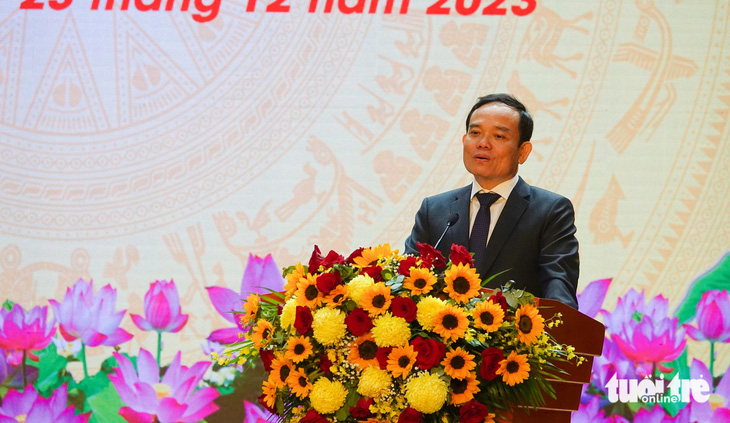 Phó thủ tướng Trần Lưu Quang tin tưởng rằng Kiên Giang sẽ mạnh lên và giàu lên từ biển - Ảnh: CHÍ CÔNG