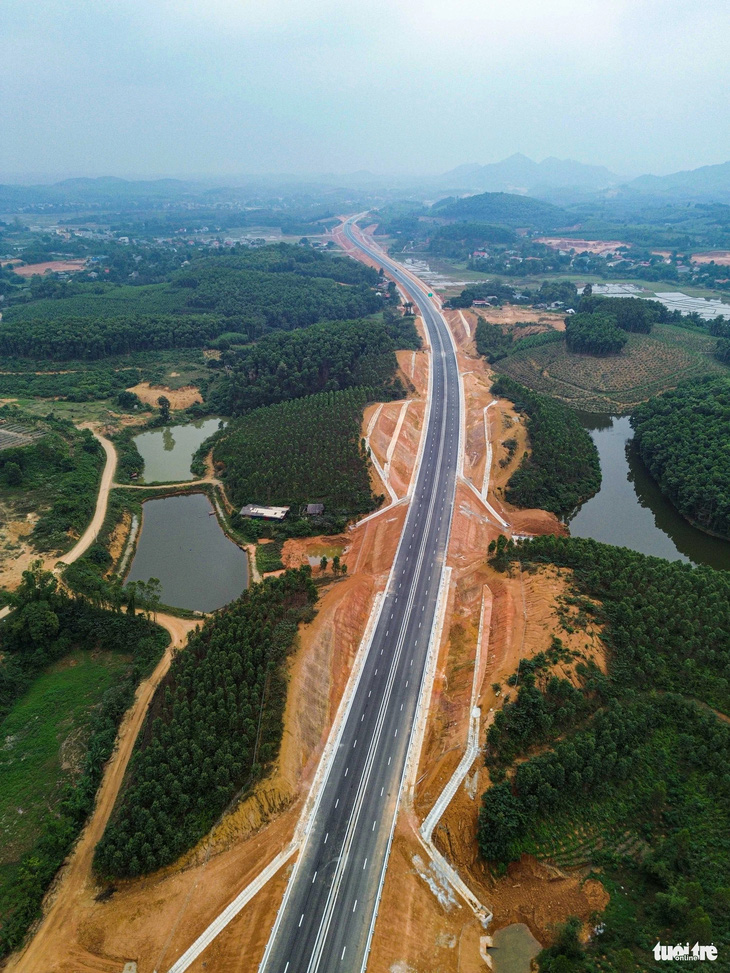 Thông xe cao tốc Tuyên Quang - Phú Thọ, tốc độ xe chạy tối đa 90km/h- Ảnh 4.