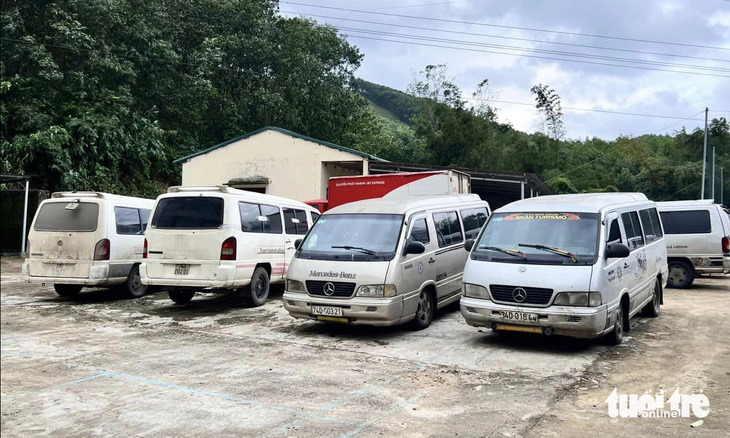 Xe hạ tải chở hàng lậu bị Công an huyện Đakrông bắt giữ - Ảnh: Công an huyện Đakrông