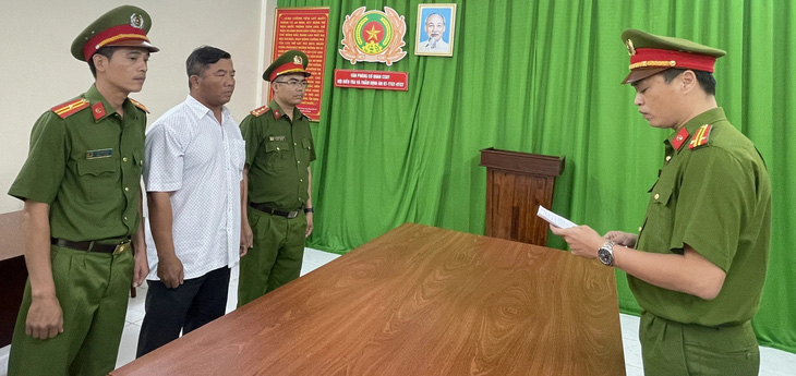 Ông Phạm Hoài Hà, giám đốc Chi cục Đăng kiểm Long An, bị khởi tố - Ảnh: Công an cung cấp