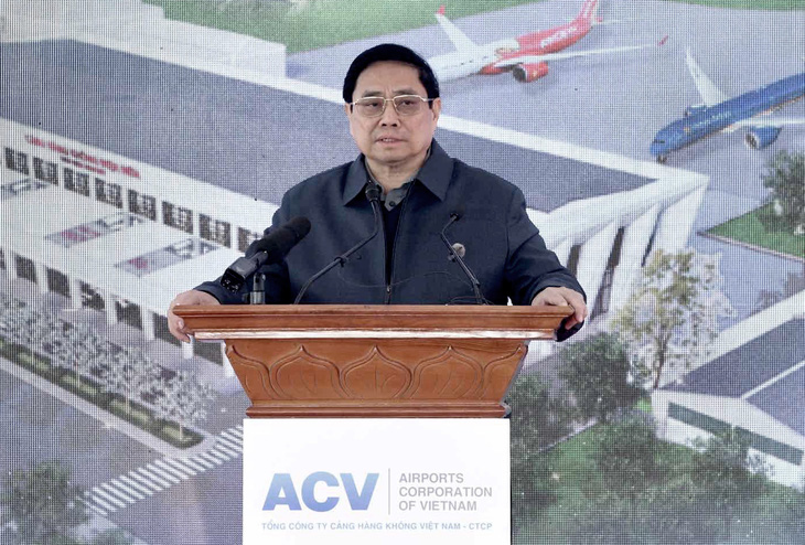 Thủ tướng Phạm Minh Chính tuyên bố khánh thành đưa vào khai thác 4 công trình giao thông lớn - Ảnh: ACV