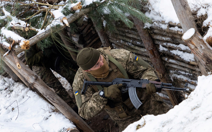 Lữ đoàn Nga thừa nhận thả hơi cay ở Ukraine