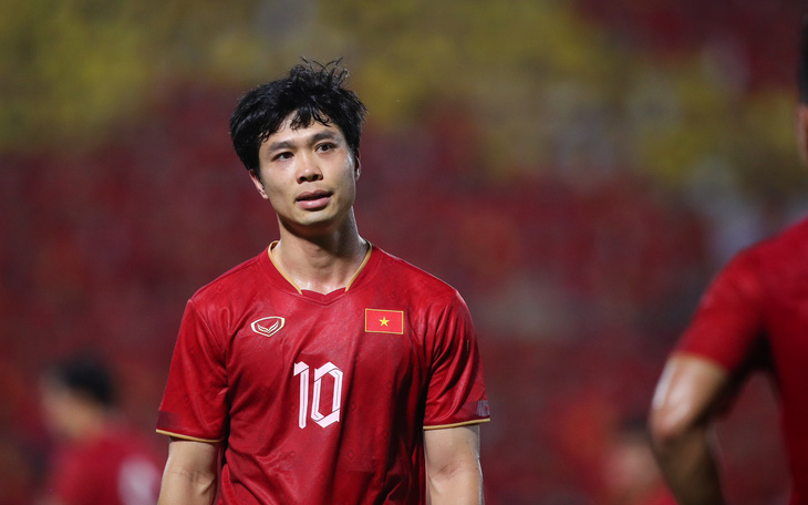 Tuyển Việt Nam dự Asian Cup 2023: Quang Hải trở lại; Công Phượng, Tấn Tài vắng mặt