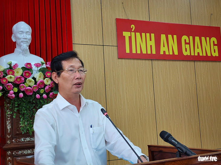 Ông Lê Văn Phước - phó chủ tịch UBND tỉnh An Giang - tiếp tục được giao điều hành UBND tỉnh đến khi có chủ trương mới - Ảnh: BỬU ĐẤU