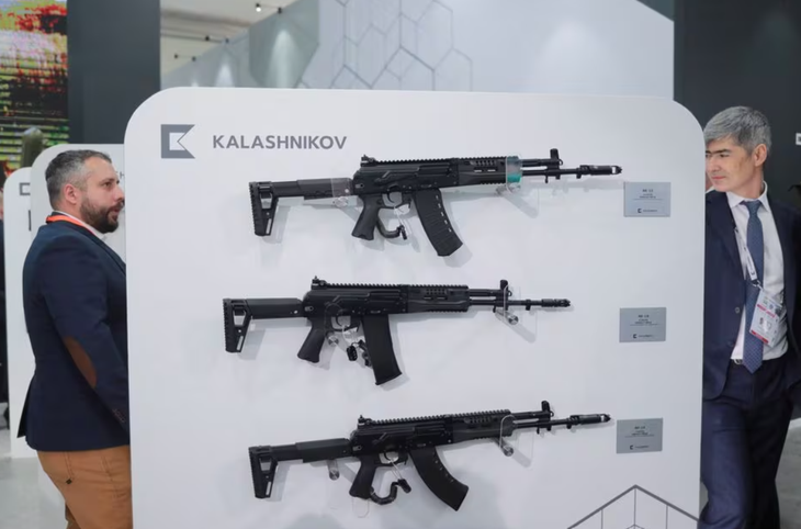 Vũ khí của Nga được trưng bày tại sự kiện thường niên NAVDEX tại Abu Dhabi (UAE) tháng 2-2023 - Ảnh: REUTERS