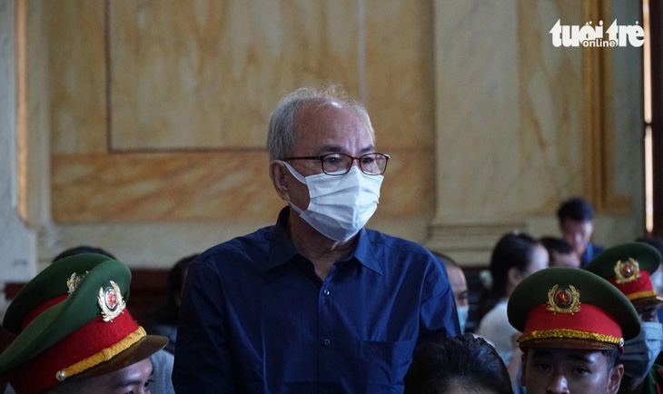 Cựu giám đốc Sở Y tế tỉnh Tây Ninh Hoa Công Hậu tại tòa - Ảnh: ĐAN THUẦN
