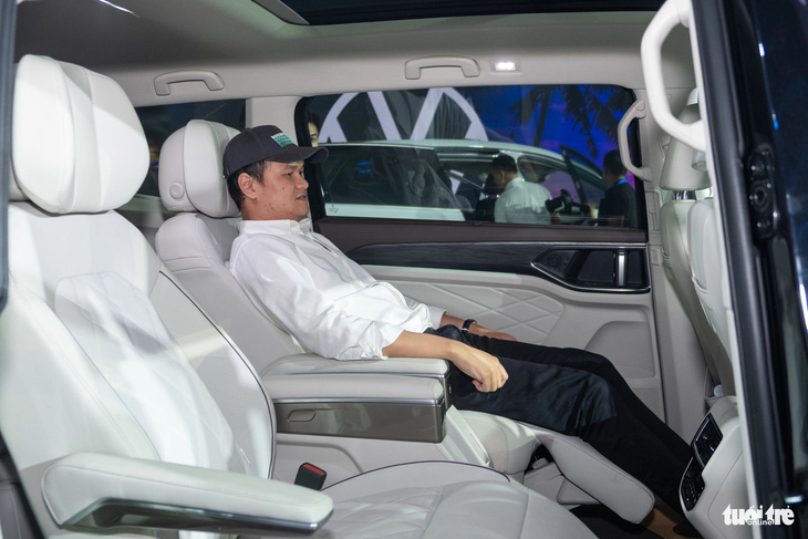 Volkswagen Viloran ra mắt Việt Nam: MPV tầm giá 2 tỉ đồng cho thương gia- Ảnh 30.