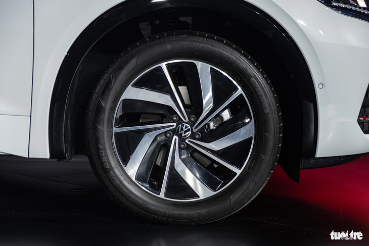 Volkswagen Viloran ra mắt Việt Nam: MPV tầm giá 2 tỉ đồng cho thương gia- Ảnh 16.