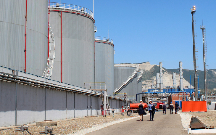 Bến dầu nằm ở cảng Novorossiysk, Biển Đen, Nga - Ảnh: REUTERS