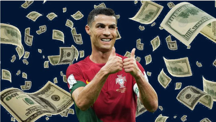 Dù đã rời xa sân cỏ châu Âu, Ronaldo vẫn kiếm &quot;đầy bồn đầy bát&quot; - Ảnh: Getty