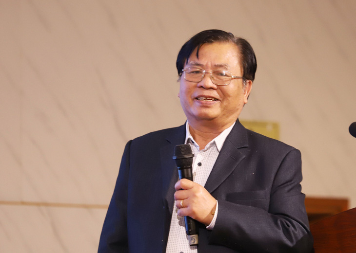 Ông Nguyễn Văn Sơn phát biểu tại diễn đàn - Ảnh: CHÍ QUỐC 