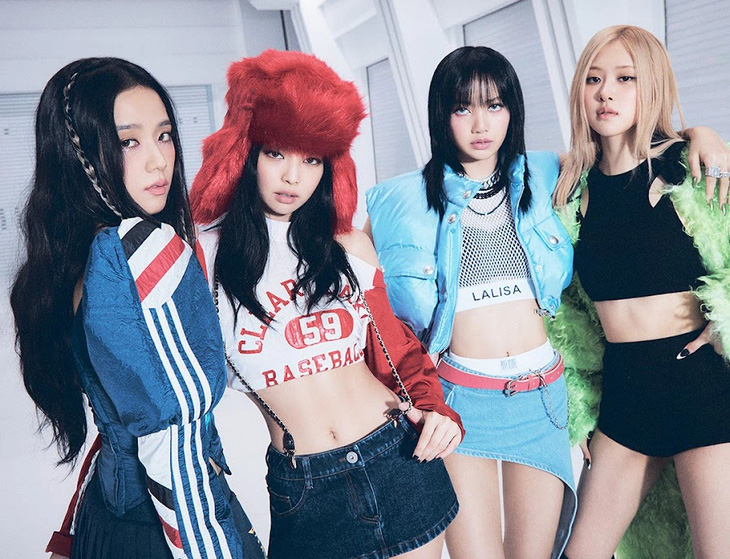 Bốn thành viên BlackPink, từ trái qua: Jisoo, Jennie, Lisa, Rosé - Ảnh: YG Entertainment