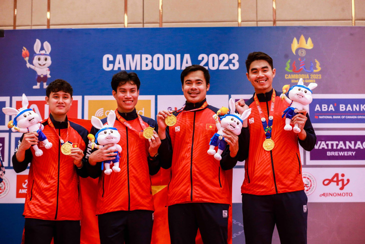Thể thao Việt Nam lần đầu tiên dẫn đầu bảng tổng sắp khi thi đấu ở nước ngoài tại SEA Games 32 là sự kiện tiêu biểu của năm - Ảnh: BTC