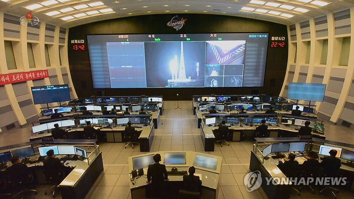 Trung tâm Kiểm soát tổng hợp, thuộc Cơ quan Công nghệ hàng không vũ trụ quốc gia Triều Tiên (NATA) ở Bình Nhưỡng - Ảnh: YONHAP
