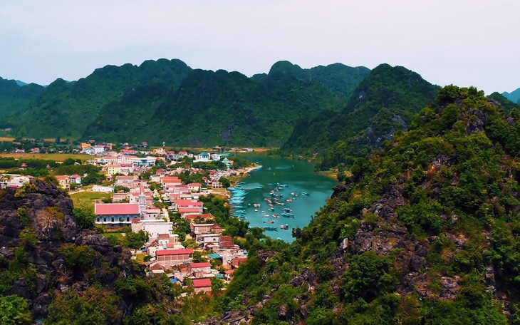 Lãnh đạo Quảng Bình giải thích về số thu du lịch gần 5.100 tỉ đồng