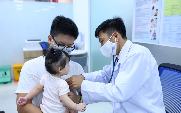 Sát hạn chót trả lại tiền cho ngân sách mới xong giá vắc xin tiêm chủng mở rộng