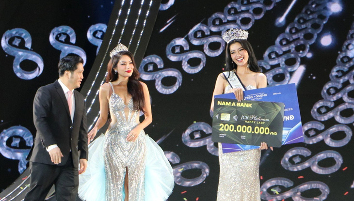 Hoàng Thị Nhung đoạt danh hiệu á hậu - Ảnh: MAI VINH