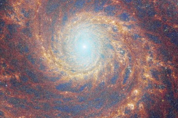 Thiên hà Xoáy nước được kính viễn vọng không gian Webb chụp - Ảnh: NASA