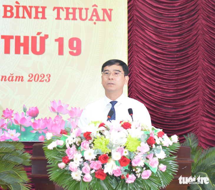 Ông Dương Văn An - bí thư Tỉnh ủy Bình Thuận - phát biểu chỉ đạo tại phiên khai mạc kỳ họp thứ 19 HĐND tỉnh Bình Thuận khóa XI - Ảnh: ĐỨC TRONG