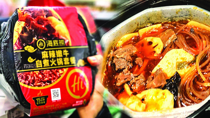 Sinh viên, người lao động trẻ Trung Quốc rất thích lẩu ăn liền mua ở các cửa hàng tiện lợi. Ảnh: NIKKEI