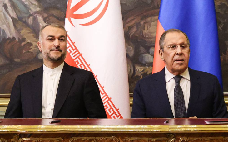 Nga, Iran ký tuyên bố đối phó lệnh trừng phạt của Mỹ