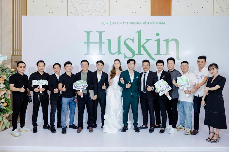 Ca sĩ Hồ Quang Hiếu ra mắt thương hiệu mỹ phẩm Huskin- Ảnh 4.