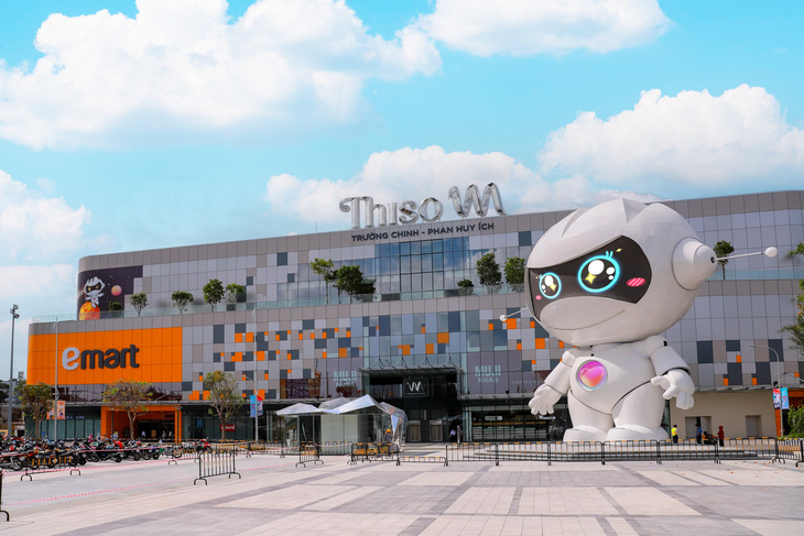 Robot Beso đặc trưng, biểu tượng gắn liền với Trung tâm thương mại Thiso Mall.