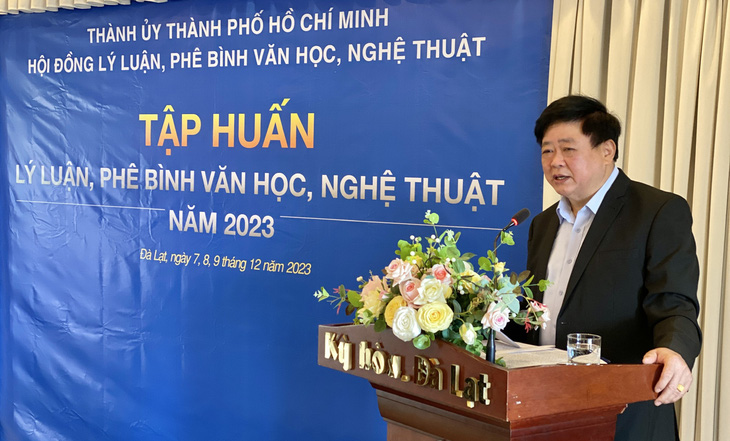 PGS.TS Nguyễn Thế Kỷ - chủ tịch Hội đồng Lý luận, phê bình văn học nghệ thuật trung ương khóa V - Ảnh: VŨ HẢI SƠN