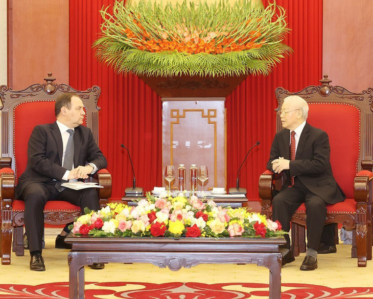 Thủ tướng Belarus Roman Golovchenko tin tưởng dưới sự lãnh đạo của Đảng Cộng sản Việt Nam do Tổng bí thư Nguyễn Phú Trọng đứng đầu, nhân dân Việt Nam sẽ tiếp tục giành được nhiều thành tựu to lớn hơn nữa - Ảnh: TTXVN