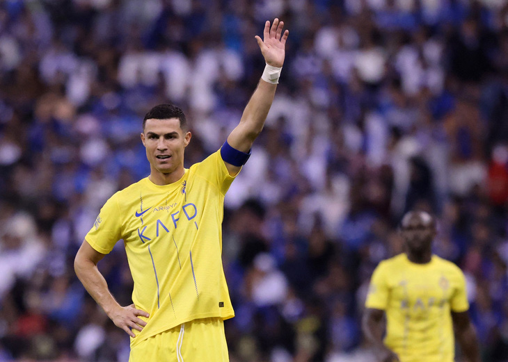 Ronaldo cán mốc 1.200 trận đấu chuyên nghiệp - Ảnh: REUTERS