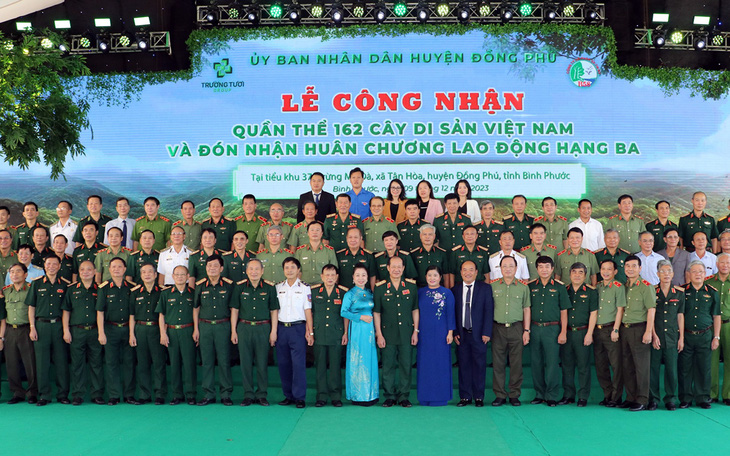 Bình Phước long trọng tổ chức lễ công nhận quần thể 162 Cây di sản Việt Nam trong rừng Mã Đà - Ảnh: NAM HÀ