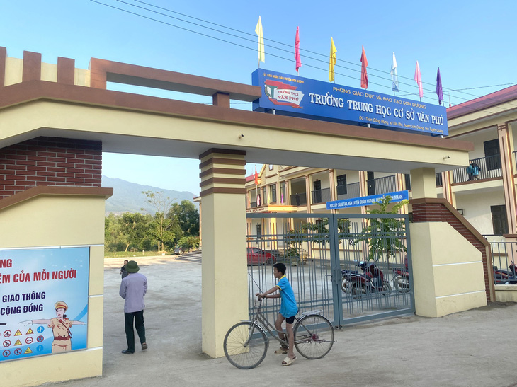 Trường THCS Văn Phú, huyện Sơn Dương (Tuyên Quang), nơi xảy ra sự việc học sinh ném dép cô giáo - Ảnh: NGUYÊN BẢO