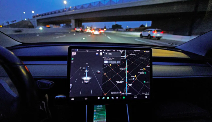 Bộ Tư pháp Mỹ điều tra các tính năng tự lái của ô tô điện Tesla - Ảnh 1.