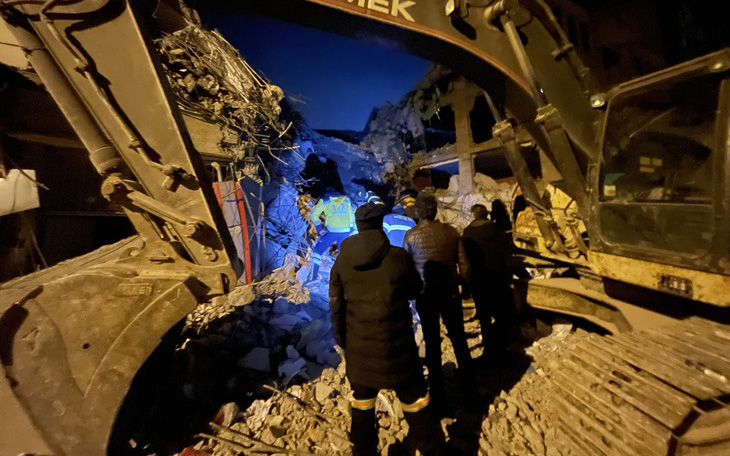 Những hình ảnh đầu tiên của đội cứu hộ Việt Nam tại hiện trường động đất ở Thổ Nhĩ Kỳ