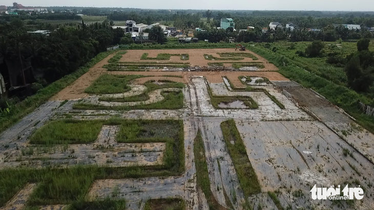 Cận cảnh sân tập lái ô tô xây lụi trên đất nông nghiệp ở Bình Chánh - Ảnh 3.